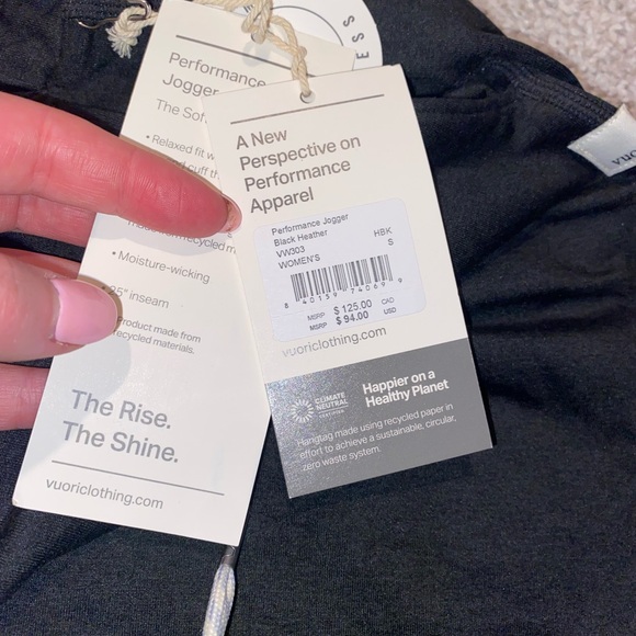 Vuori Daily Performance Jogger - Picture 5 of 6